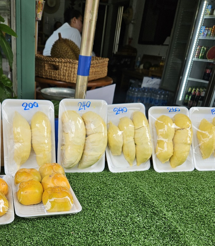 Le Durian